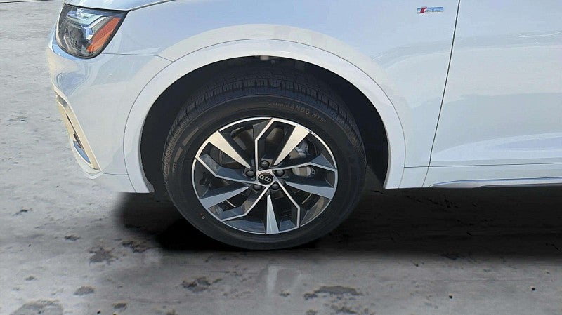 2024 Audi Q5 45 S line Premium quattro