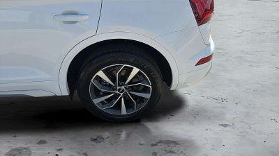 2024 Audi Q5 45 S line Premium quattro