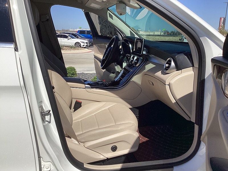 2019 Mercedes-Benz GLC GLC 300