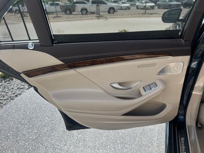 2015 Mercedes-Benz S-Class S 550